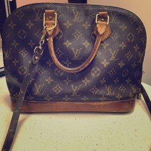 Authentic Louis Vuitton Alma